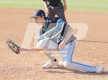 Thumbnail 2 in Valley Center @ Escondido photogallery.