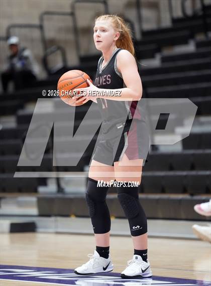 Thumbnail 1 in Bryan vs. Davenport (Aggieland Invitational) photogallery.