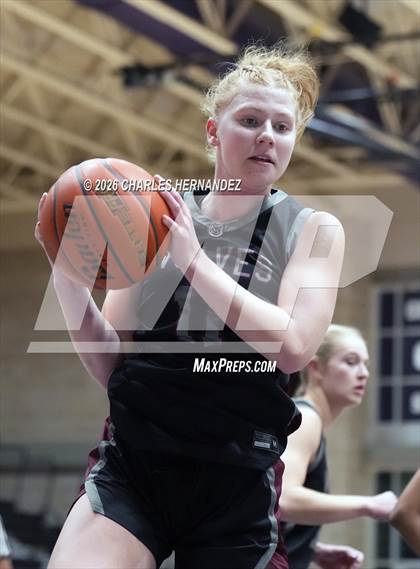 Thumbnail 2 in Bryan vs. Davenport (Aggieland Invitational) photogallery.