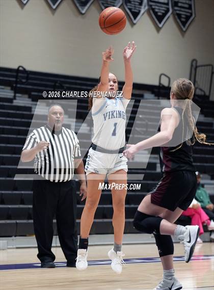 Thumbnail 1 in Bryan vs. Davenport (Aggieland Invitational) photogallery.