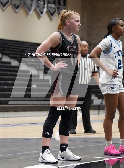 Thumbnail 1 in Bryan vs. Davenport (Aggieland Invitational) photogallery.