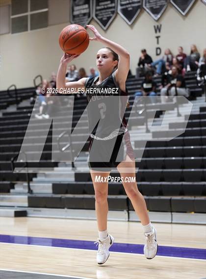 Thumbnail 3 in Bryan vs. Davenport (Aggieland Invitational) photogallery.