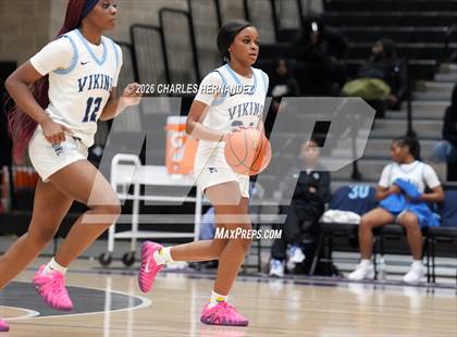Thumbnail 3 in Bryan vs. Davenport (Aggieland Invitational) photogallery.
