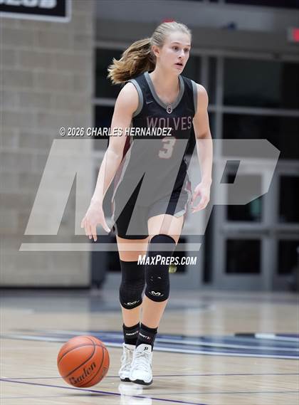 Thumbnail 1 in Bryan vs. Davenport (Aggieland Invitational) photogallery.