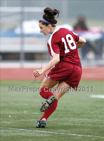 Thumbnail 3 in Flintridge Sacred Heart vs. Oaks Christian (CIF SoCal D3 Regional Final) photogallery.