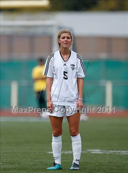 Thumbnail 1 in Flintridge Sacred Heart vs. Oaks Christian (CIF SoCal D3 Regional Final) photogallery.