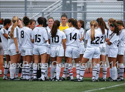 Thumbnail 3 in Flintridge Sacred Heart vs. Oaks Christian (CIF SoCal D3 Regional Final) photogallery.