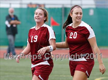 Thumbnail 3 in Flintridge Sacred Heart vs. Oaks Christian (CIF SoCal D3 Regional Final) photogallery.