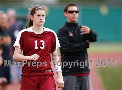 Thumbnail 2 in Flintridge Sacred Heart vs. Oaks Christian (CIF SoCal D3 Regional Final) photogallery.