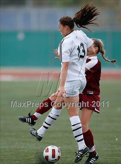 Thumbnail 1 in Flintridge Sacred Heart vs. Oaks Christian (CIF SoCal D3 Regional Final) photogallery.