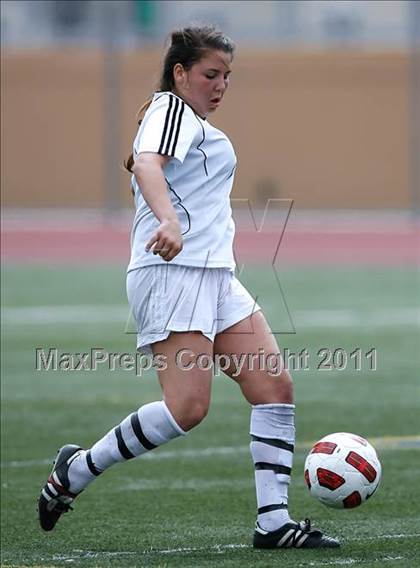 Thumbnail 3 in Flintridge Sacred Heart vs. Oaks Christian (CIF SoCal D3 Regional Final) photogallery.