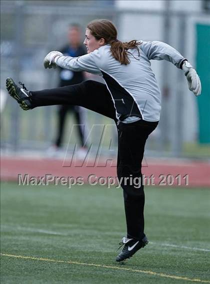 Thumbnail 3 in Flintridge Sacred Heart vs. Oaks Christian (CIF SoCal D3 Regional Final) photogallery.