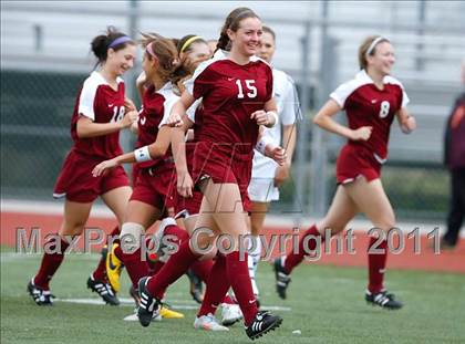 Thumbnail 2 in Flintridge Sacred Heart vs. Oaks Christian (CIF SoCal D3 Regional Final) photogallery.