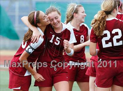 Thumbnail 2 in Flintridge Sacred Heart vs. Oaks Christian (CIF SoCal D3 Regional Final) photogallery.