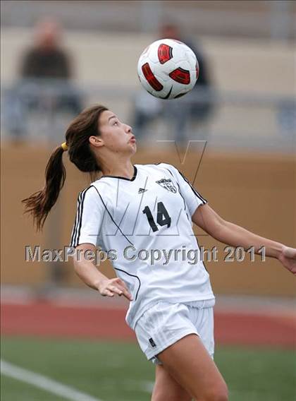 Thumbnail 1 in Flintridge Sacred Heart vs. Oaks Christian (CIF SoCal D3 Regional Final) photogallery.