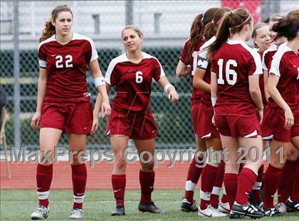 Thumbnail 3 in Flintridge Sacred Heart vs. Oaks Christian (CIF SoCal D3 Regional Final) photogallery.