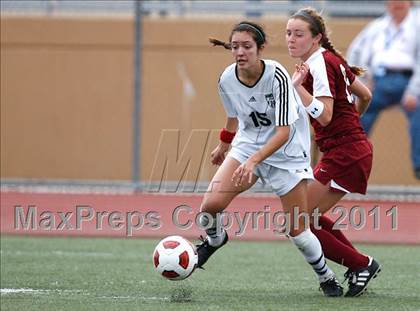 Thumbnail 1 in Flintridge Sacred Heart vs. Oaks Christian (CIF SoCal D3 Regional Final) photogallery.