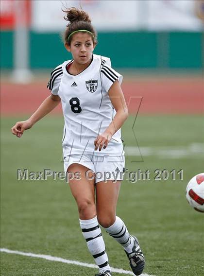 Thumbnail 2 in Flintridge Sacred Heart vs. Oaks Christian (CIF SoCal D3 Regional Final) photogallery.