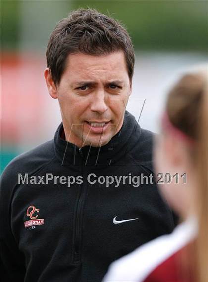 Thumbnail 1 in Flintridge Sacred Heart vs. Oaks Christian (CIF SoCal D3 Regional Final) photogallery.