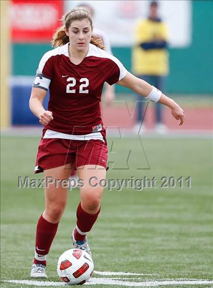 Thumbnail 3 in Flintridge Sacred Heart vs. Oaks Christian (CIF SoCal D3 Regional Final) photogallery.