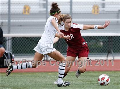Thumbnail 3 in Flintridge Sacred Heart vs. Oaks Christian (CIF SoCal D3 Regional Final) photogallery.