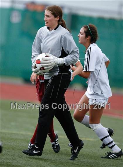 Thumbnail 2 in Flintridge Sacred Heart vs. Oaks Christian (CIF SoCal D3 Regional Final) photogallery.