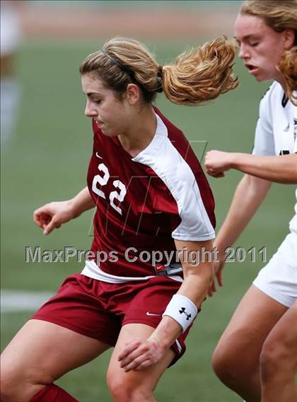 Thumbnail 2 in Flintridge Sacred Heart vs. Oaks Christian (CIF SoCal D3 Regional Final) photogallery.