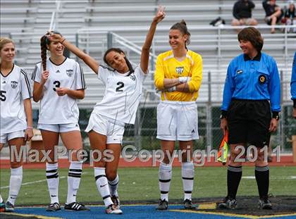 Thumbnail 1 in Flintridge Sacred Heart vs. Oaks Christian (CIF SoCal D3 Regional Final) photogallery.