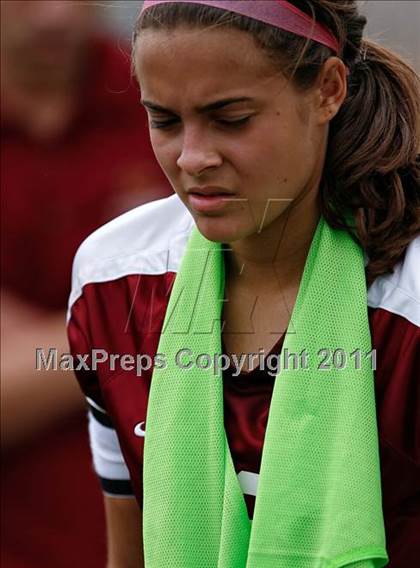 Thumbnail 1 in Flintridge Sacred Heart vs. Oaks Christian (CIF SoCal D3 Regional Final) photogallery.
