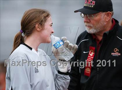 Thumbnail 2 in Flintridge Sacred Heart vs. Oaks Christian (CIF SoCal D3 Regional Final) photogallery.