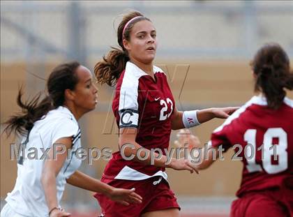 Thumbnail 2 in Flintridge Sacred Heart vs. Oaks Christian (CIF SoCal D3 Regional Final) photogallery.