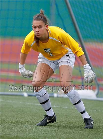 Thumbnail 2 in Flintridge Sacred Heart vs. Oaks Christian (CIF SoCal D3 Regional Final) photogallery.