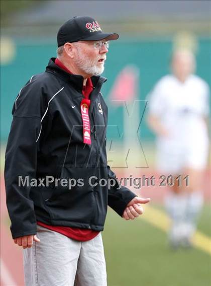 Thumbnail 3 in Flintridge Sacred Heart vs. Oaks Christian (CIF SoCal D3 Regional Final) photogallery.