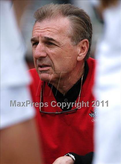 Thumbnail 1 in Flintridge Sacred Heart vs. Oaks Christian (CIF SoCal D3 Regional Final) photogallery.