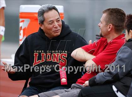 Thumbnail 1 in Flintridge Sacred Heart vs. Oaks Christian (CIF SoCal D3 Regional Final) photogallery.