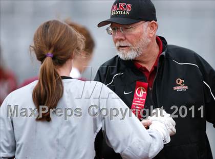 Thumbnail 3 in Flintridge Sacred Heart vs. Oaks Christian (CIF SoCal D3 Regional Final) photogallery.