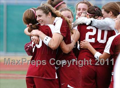 Thumbnail 1 in Flintridge Sacred Heart vs. Oaks Christian (CIF SoCal D3 Regional Final) photogallery.