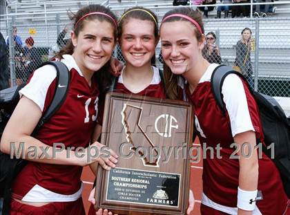 Thumbnail 3 in Flintridge Sacred Heart vs. Oaks Christian (CIF SoCal D3 Regional Final) photogallery.