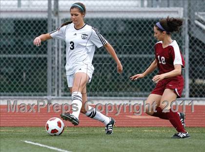 Thumbnail 1 in Flintridge Sacred Heart vs. Oaks Christian (CIF SoCal D3 Regional Final) photogallery.