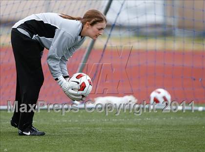 Thumbnail 1 in Flintridge Sacred Heart vs. Oaks Christian (CIF SoCal D3 Regional Final) photogallery.