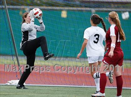 Thumbnail 2 in Flintridge Sacred Heart vs. Oaks Christian (CIF SoCal D3 Regional Final) photogallery.