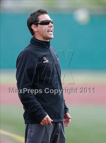 Thumbnail 3 in Flintridge Sacred Heart vs. Oaks Christian (CIF SoCal D3 Regional Final) photogallery.