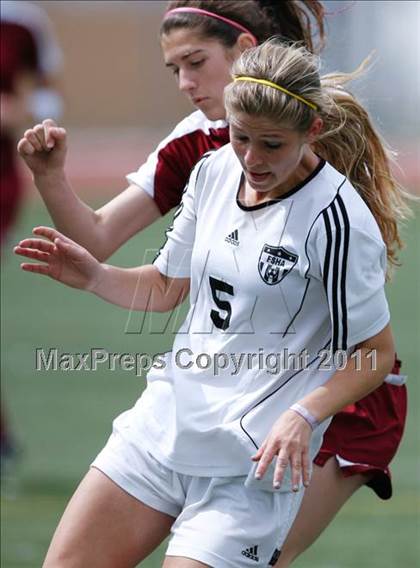 Thumbnail 3 in Flintridge Sacred Heart vs. Oaks Christian (CIF SoCal D3 Regional Final) photogallery.