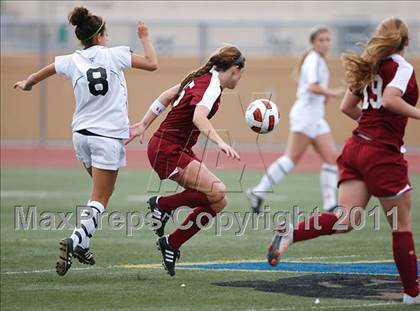 Thumbnail 1 in Flintridge Sacred Heart vs. Oaks Christian (CIF SoCal D3 Regional Final) photogallery.