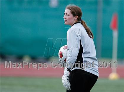 Thumbnail 2 in Flintridge Sacred Heart vs. Oaks Christian (CIF SoCal D3 Regional Final) photogallery.