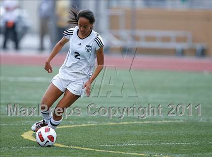 Thumbnail 1 in Flintridge Sacred Heart vs. Oaks Christian (CIF SoCal D3 Regional Final) photogallery.