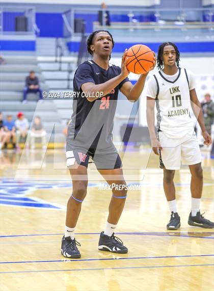 Thumbnail 2 in Veritas Academy vs. Link Academy (5 for the Fight National Hoopfest) photogallery.