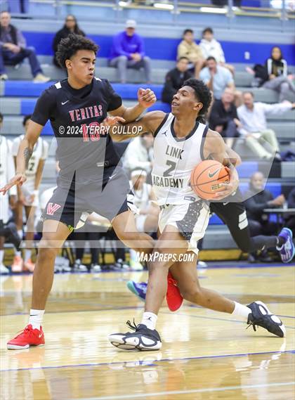 Thumbnail 2 in Veritas Academy vs. Link Academy (5 for the Fight National Hoopfest) photogallery.