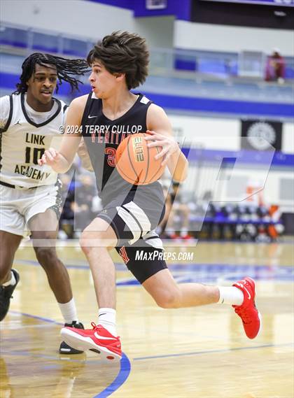 Thumbnail 3 in Veritas Academy vs. Link Academy (5 for the Fight National Hoopfest) photogallery.