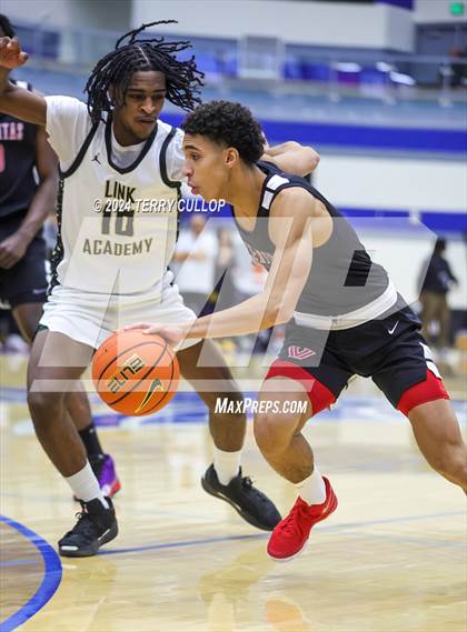 Thumbnail 1 in Veritas Academy vs. Link Academy (5 for the Fight National Hoopfest) photogallery.